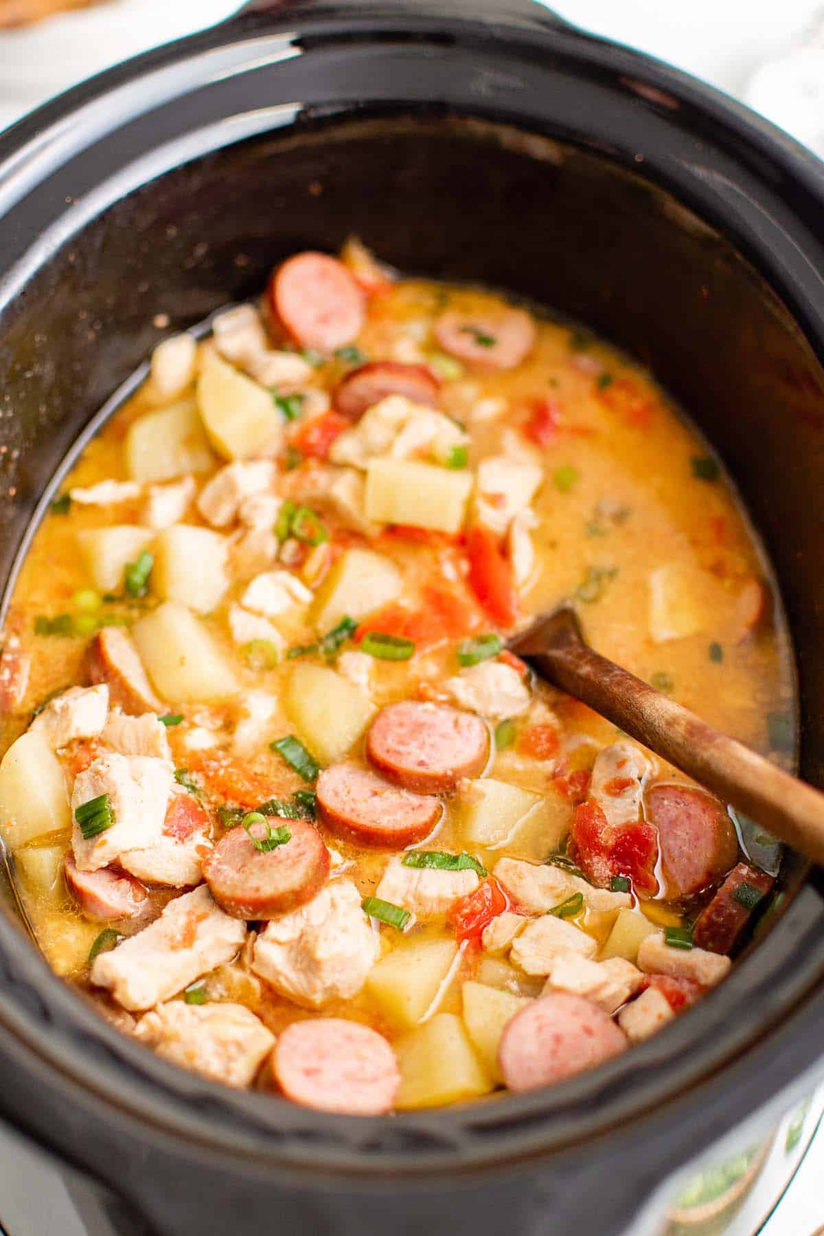 slow cooker cajun chicken with sausage